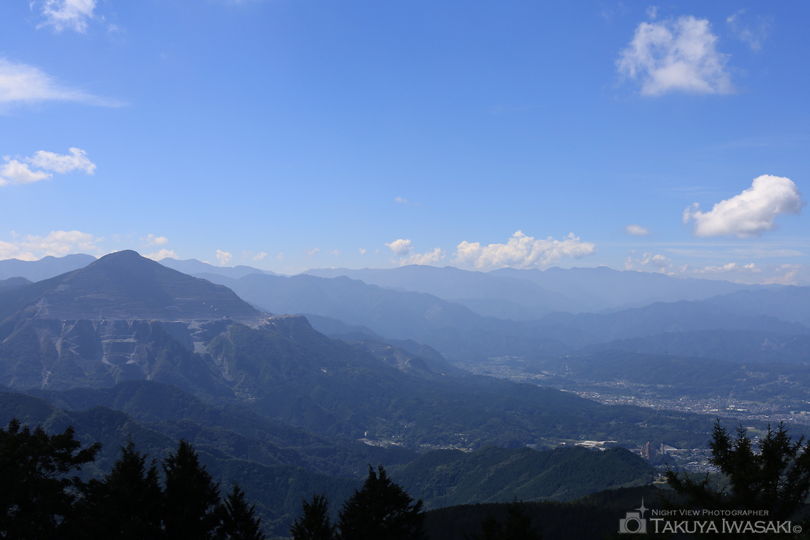 埼玉県県民の森　丸山山頂展望台の絶景スポット写真（1）