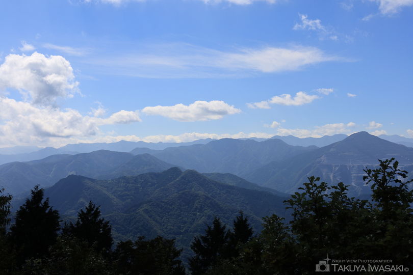 埼玉県県民の森　丸山山頂展望台の絶景スポット写真（2）