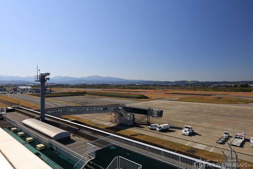 富山空港 展望デッキの絶景スポット写真（2）