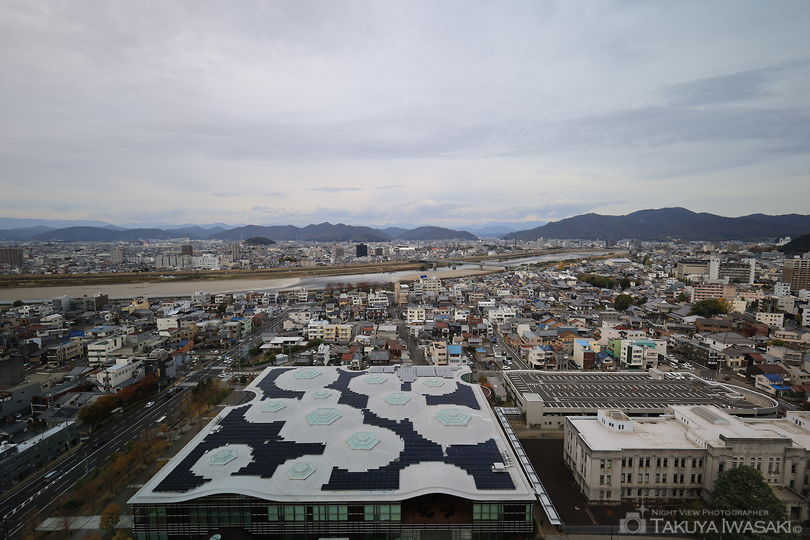 岐阜市役所 展望スペース つかさデッキの絶景スポット写真（1）