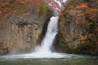 銚子の滝の絶景スポット写真（1）class=