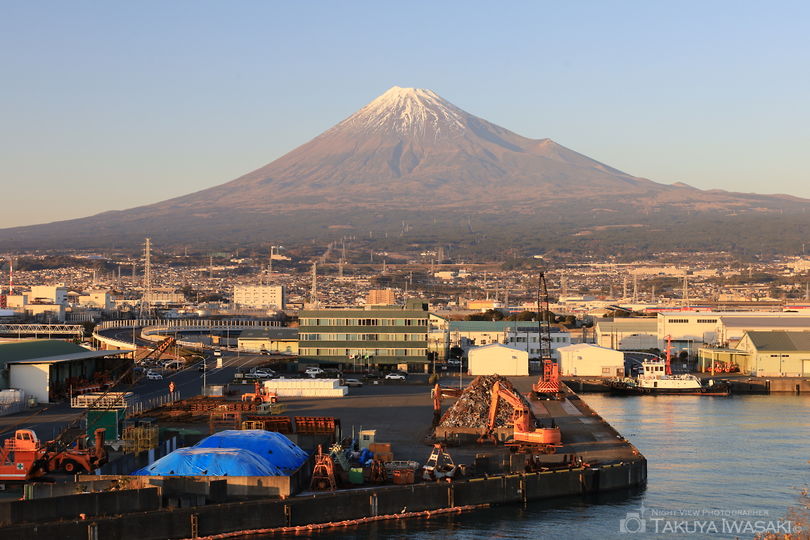 富士と港の見える公園の絶景スポット写真（5）