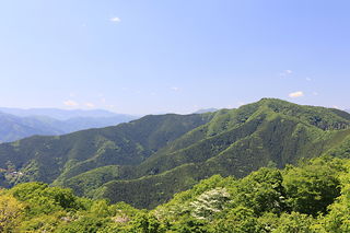 陣馬山の絶景スポット写真（2）class=