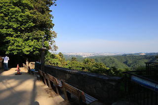 高尾山 かすみ台展望台の絶景スポット写真（3）class=